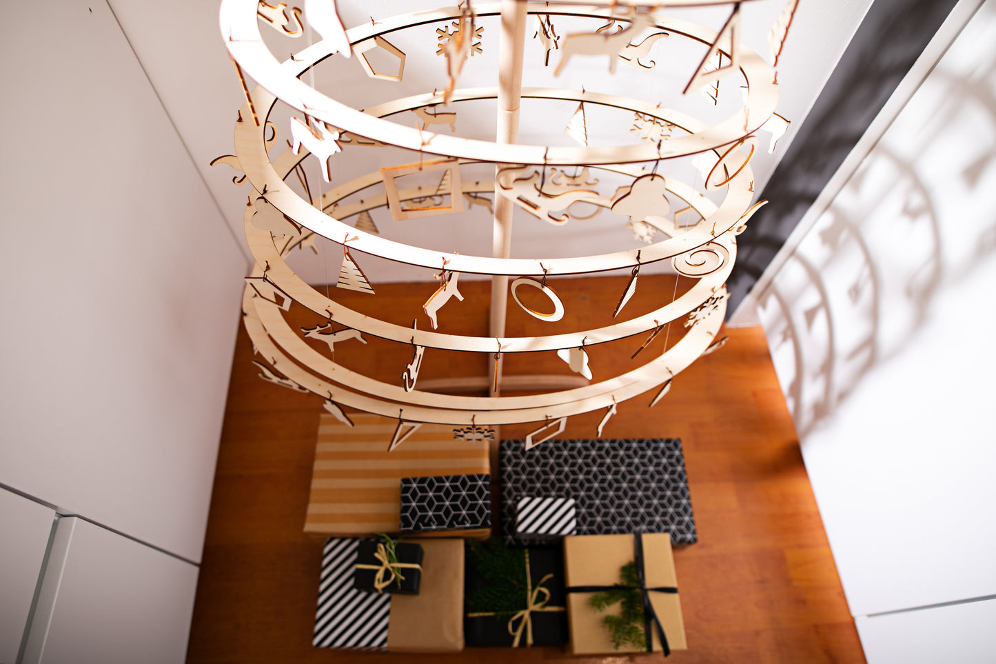 Wood decoration small - Santa's Light Shop