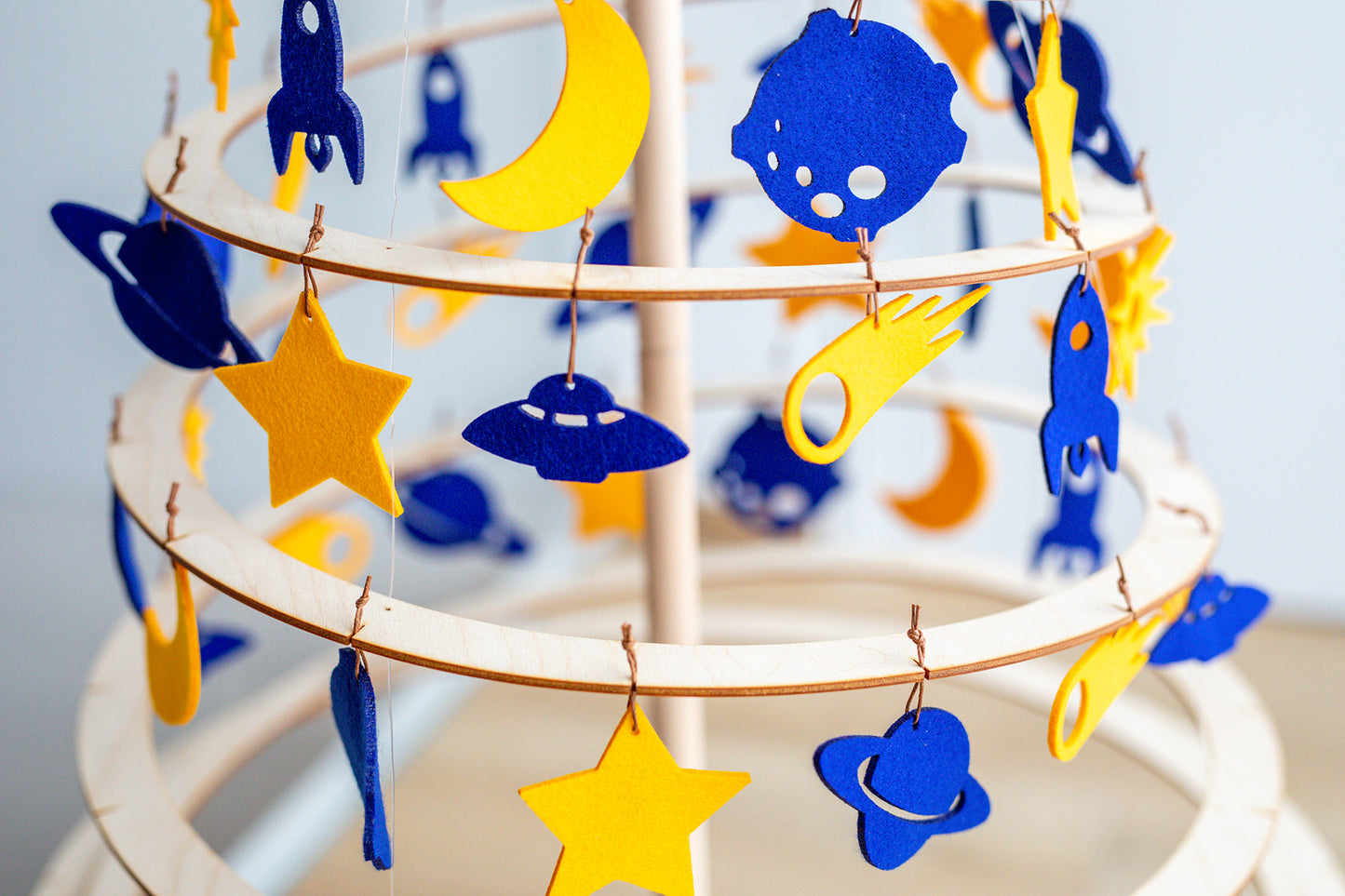 Space felt decoration large - Santa's Light Shop