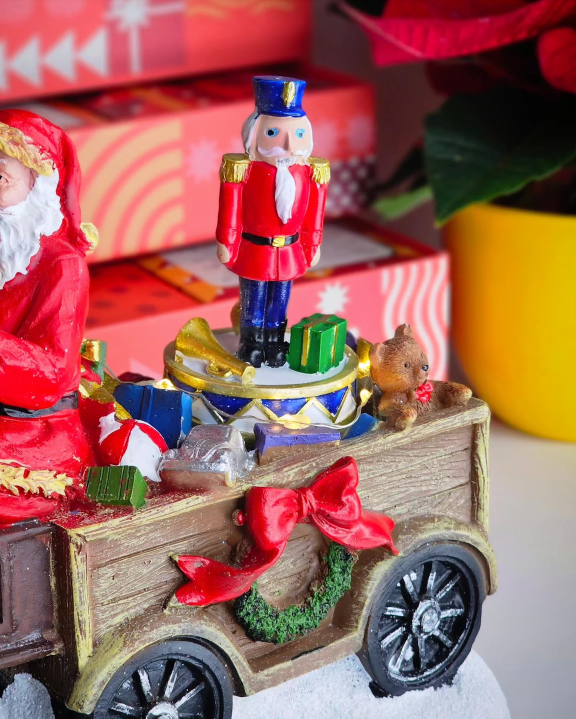 Santa with white horse, wagon and rotation nutcracker